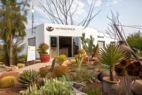 Inverdoorn Game Reserve Lodge Отели рядом с достопримечательностью «Aquila Private Game Reserve»