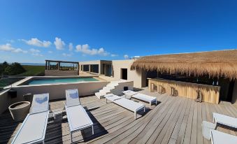 Dos Mares Pool Club Boutique Hotel