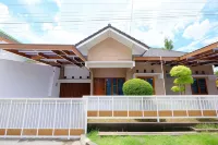 Nuovo Stay (Full House) Hotel dekat sorah