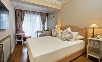 1. hotel vı..