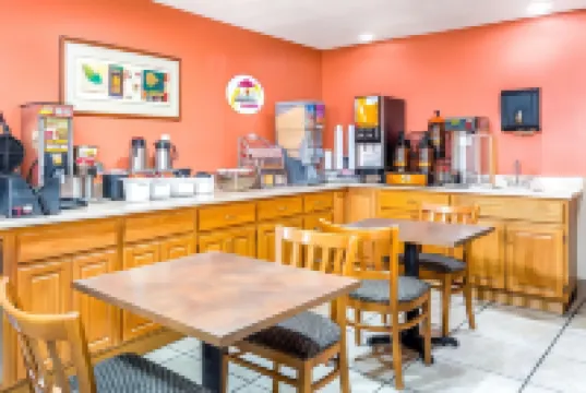 Super 8 by Wyndham - Mesa/Gilbert