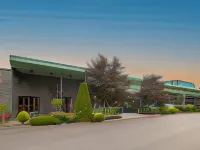The Connacht Hotel Hotels in Lakeview