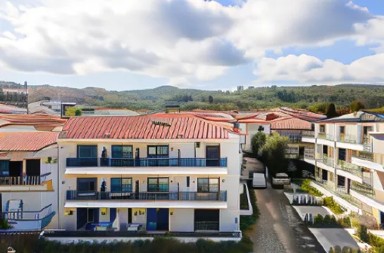 Amalthia Luxury Suites