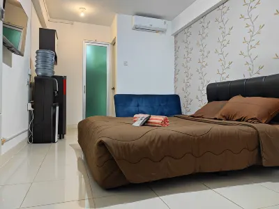Bassura City Apartement by Toptravel