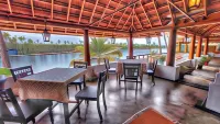 Vala House Hotels in Vypin