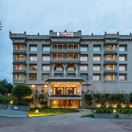 Clarks Inn Suites Raipur