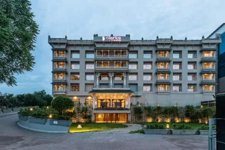 Clarks Inn Suites Raipur
