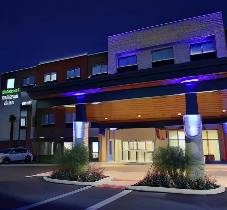Holiday Inn Express & Suites ORLANDO SOUTHEAST by IHG