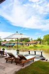 The Bank River House Hoteles en Sena