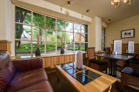 Cbh Prince Rupert Hotel Hotels in Alberbury with Cardeston