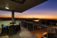 Curtis Central Apartments Official Hotels in Gladstone