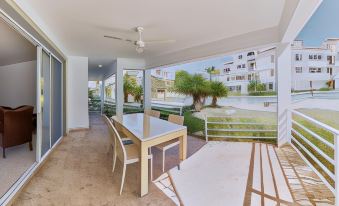 Las Terrazas Condo Punta Cana Beach - Los Corales Village