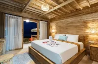 The Dewi Sun Sun Nusa Penida Hotel dekat Ceningan Cliffs