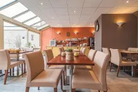Logis Hotel au Tambour Hotels in Saint-Brice-Courcelles