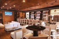 Solace Hotel Santiago - Baarit