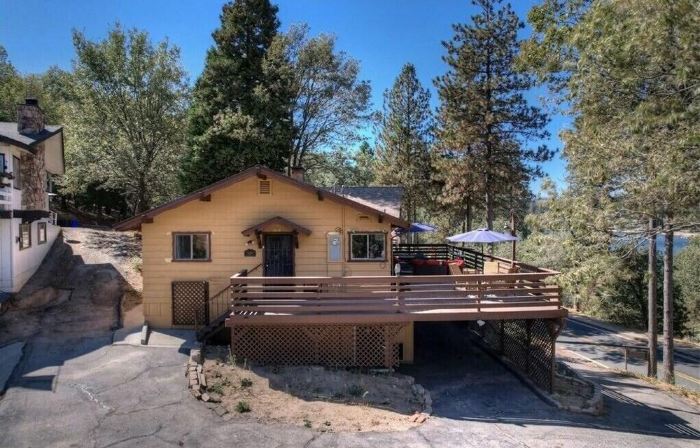 Dogs Are Family Also 240° Lakefront View Spacious Modern Family Retreat Sleeps 8