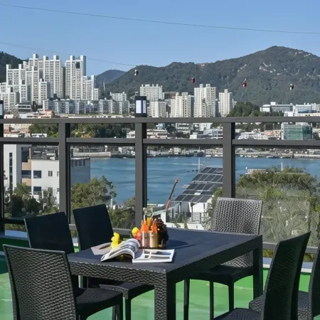 Yeosu Chunghong Pension