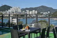 Yeosu Chunghong Pension - Bãi biển