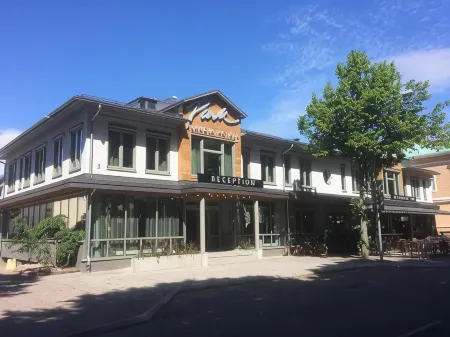 Park Alandia Hotel Отели в г. Мариехамн