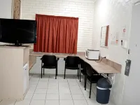 Mid City Motor Inn Hotels in Gladstone Central