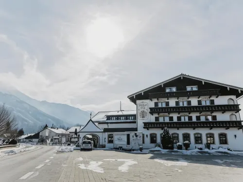 Weßner Hof Landhotel & Restaurant Hotels in Reit im Winkl