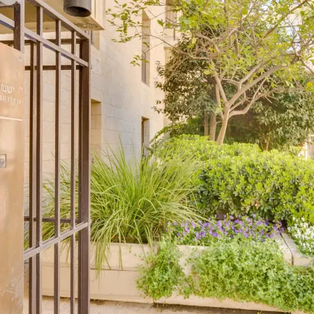 Mamilla Pool - David's Village - Jerusalem-Rent