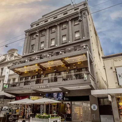 The Richmond Hotel - Adelaide Hotels near Bicentennial Conservatory