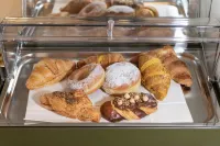 Progress Country & Wine House - breakfast