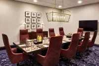 옴니 샬러츠빌 호텔