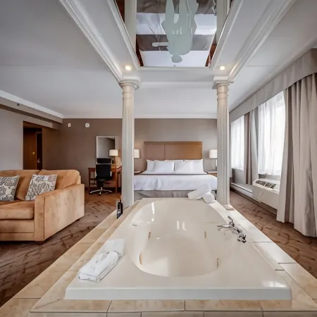 Monte Carlo Inn Vaughan Suites