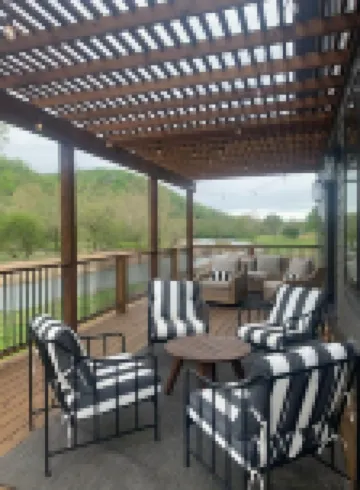 Last of My Kind—NEW modern cabin on the Caddo River and 30 min from Camp Ozark!