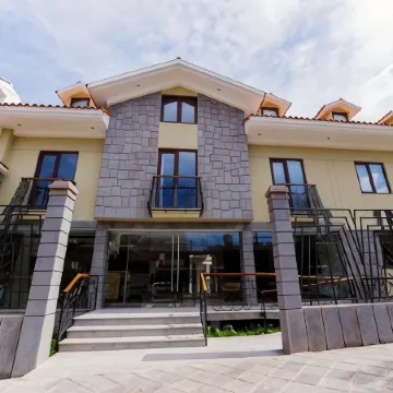 Yawar Inka Hotel