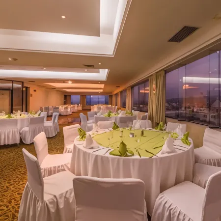 Ramada by Wyndham Hola Culiacan