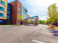 Fairfield Inn & Suites Atlanta Woodstock Hotels in Woodstock