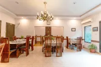 VIP House 페샤와르 호텔