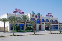 Ramee Dream Resort - parking