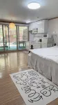 Bellus-Rose Pension Gyeongju