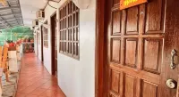 Harleys Pub and Hotel