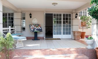 Summerview Guest Lodge