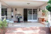 Summerview Guest Lodge