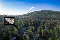Luxury Mountain Cabin with Hot Tub, Fire Pit, EV Charger, Skiing <.3 Miles Away