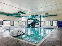 Super 8 by Wyndham High River AB Hotels in Okotoks