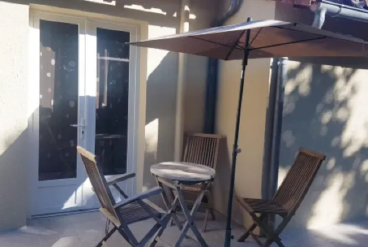 Ruffec charente House peaceful and pleasant setting with park and near ts shops