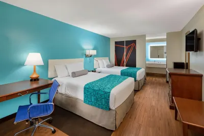 Howard Johnson by Wyndham Savannah GA Отели в г. Саванна