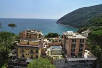 Hotel Residence Mondial Hotels in Moneglia