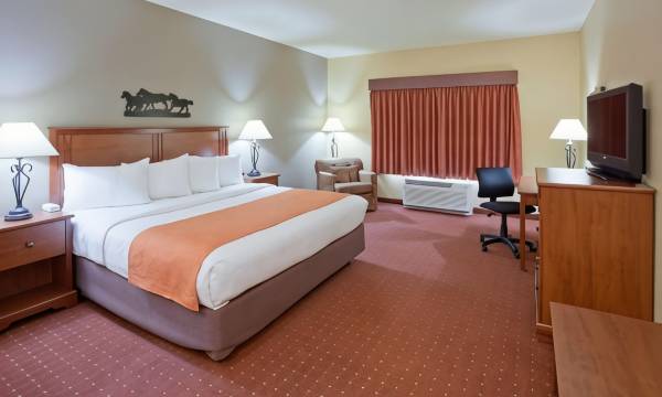 AmericInn by Wyndham Fargo Medical Center