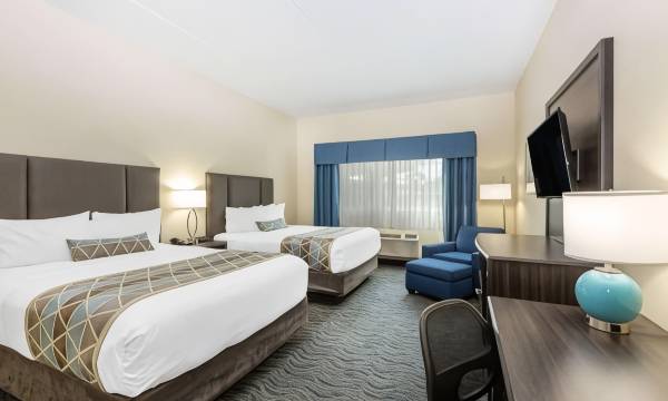 Baymont by Wyndham des Moines Airport