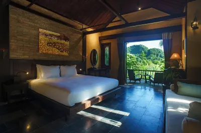 Nham Village Resort Hotels in 