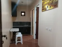 RedDoorz @ JJ & Kaye Apartment Pangasinan Hotels in Urdaneta City