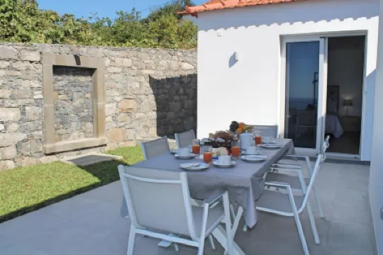 OurMadeira - Calheta Heights, Modern